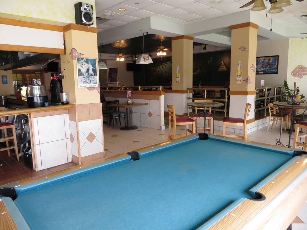 Maingate Lakeside Resort Four Corners Екстериор снимка